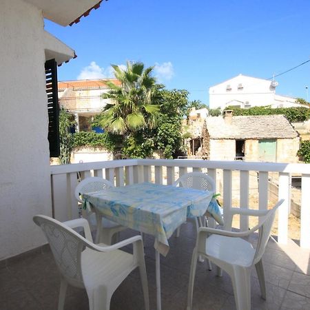 Apartments By The Sea Rukavac, Vis - 2478 Rukavac  Bagian luar foto