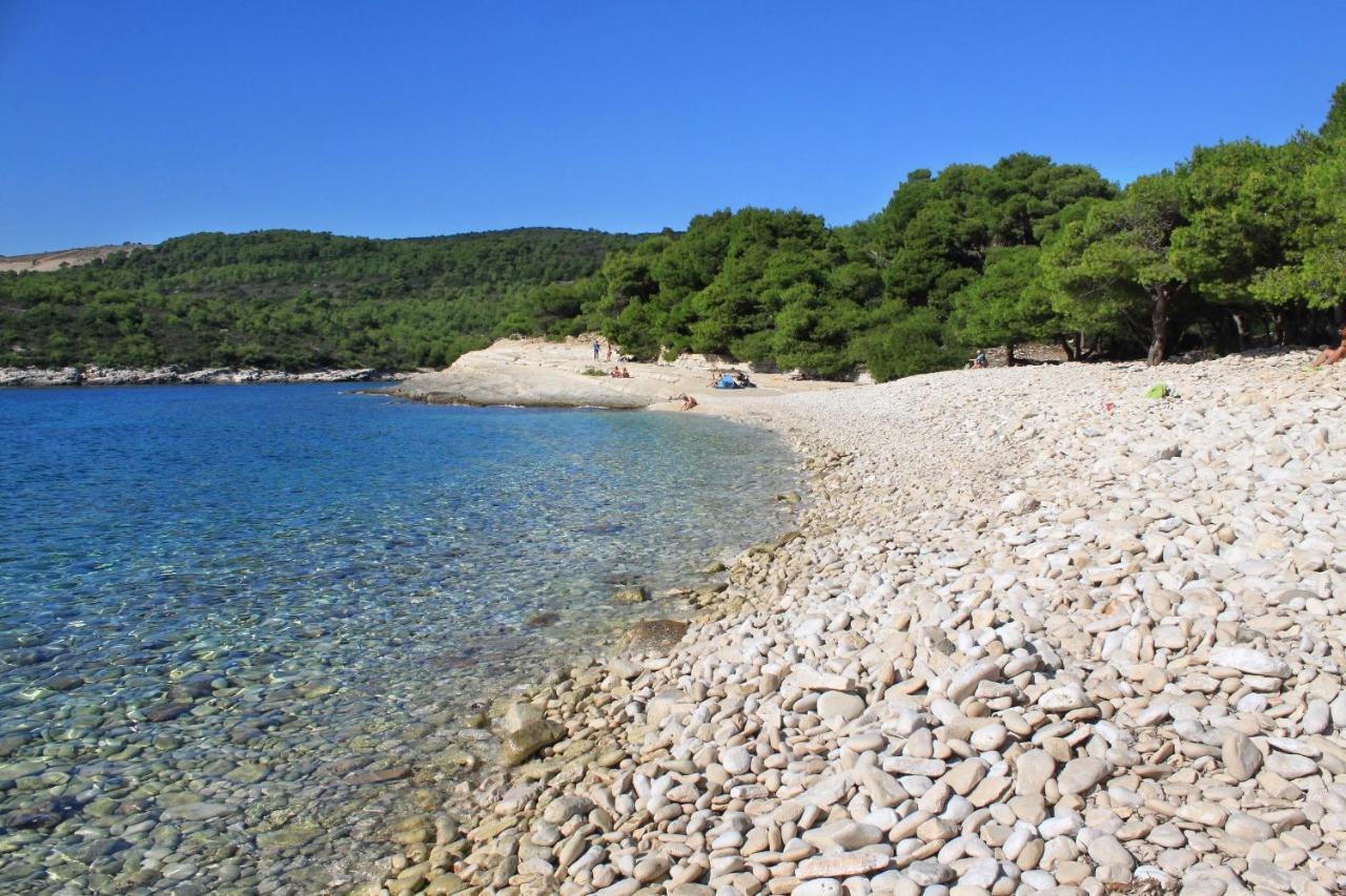 Apartments By The Sea Rukavac, Vis - 2478 Rukavac  Bagian luar foto